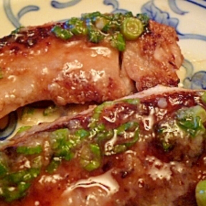 焼き魚のネギ塩麹だれ